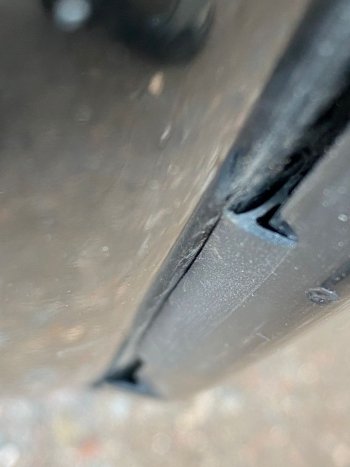 499 р. Уплотнитель накладок кузова RA без клеевой основы Уаз Патриот 3163 5-дв. 1-ый рестайлинг (2014-2016) (Длина 10 м). Увеличить фотографию 6
