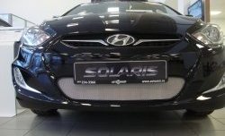 1 539 р. Сетка на бампер Russtal (хром)  Hyundai Solaris ( 1 седан,  1 хэтчбек) (2010-2014). Увеличить фотографию 1