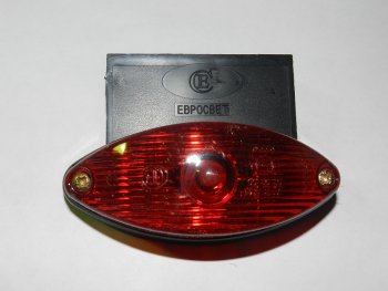 Фонарь контурный задний Евросвет ГФ 2 (LED и лампа 5 Вт, красный с кронштейном) DAF CF EURO5 (2008-2024)