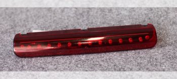 679 р. Универсальный LED стоп сигнал 21103716810 (22х2х4 см) Audi A8 D4 рестайлинг, седан (2013-2018) (Красный). Увеличить фотографию 3